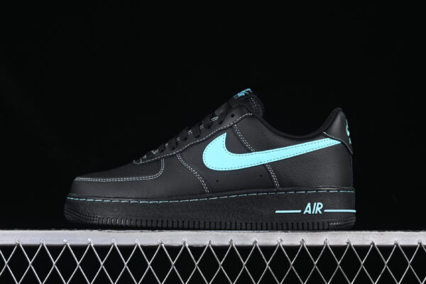 Tênis Nike Air Force 1