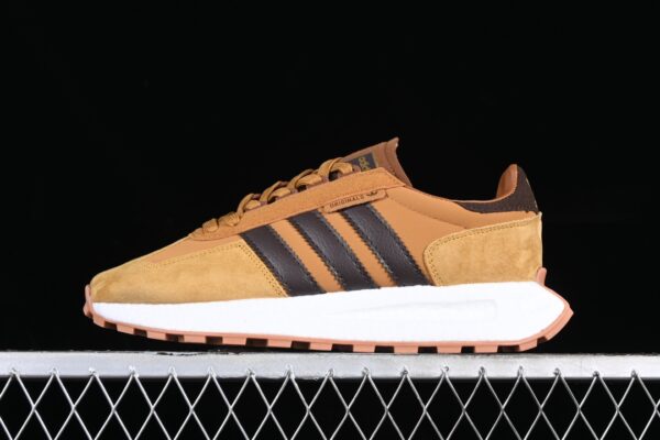 Tênis Adidas Retropy