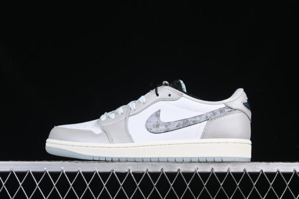 Tênis Air Jordan 1 Low OG 5