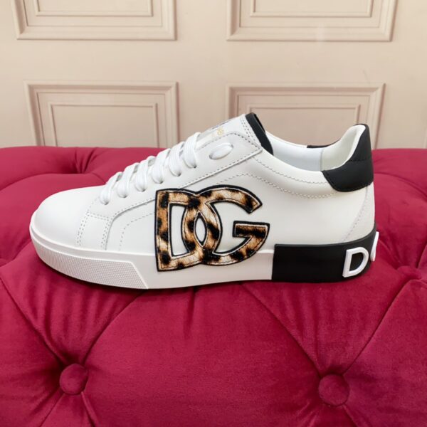 DOLCE & GABBANA