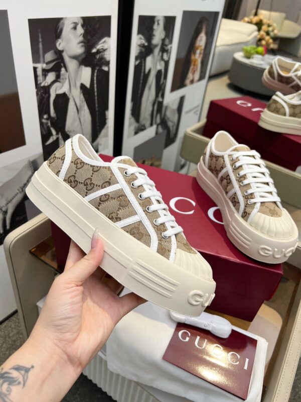 Gucci Sola Alta