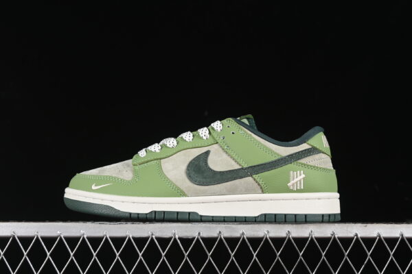 Tênis Nike Dunk Low