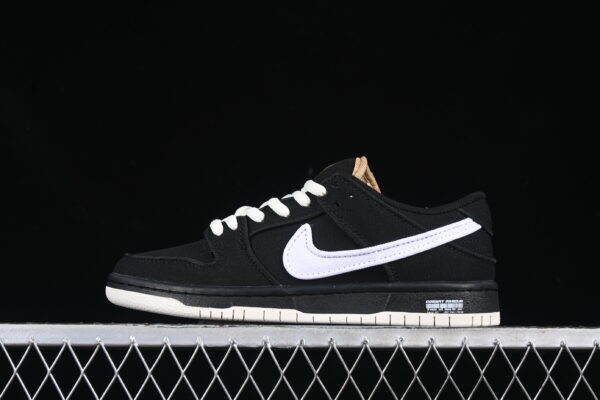 Tênis Nike Dunk Low