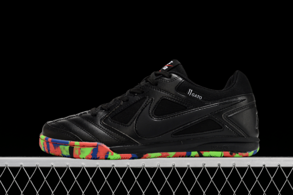 Chuteira Nike Supreme x Nike SB Gato