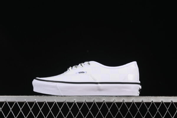 Tênis Vans Authentic