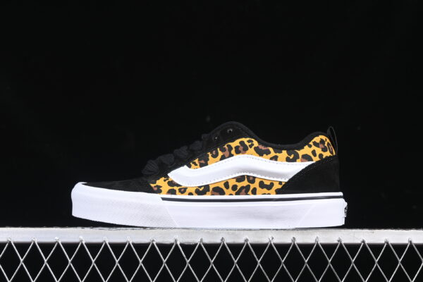 Tênis Vans Knu Skool
