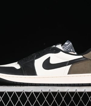 Air Jordan 1 Low 7