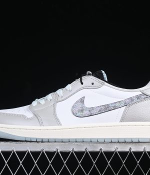 Air Jordan 1 Low OG 5