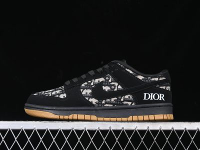 Nike SB Dunk Low Dior 2