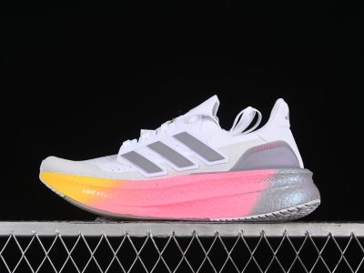 Ultraboost Branco e rosa