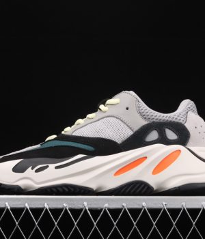 Yeezy 700 - V1
